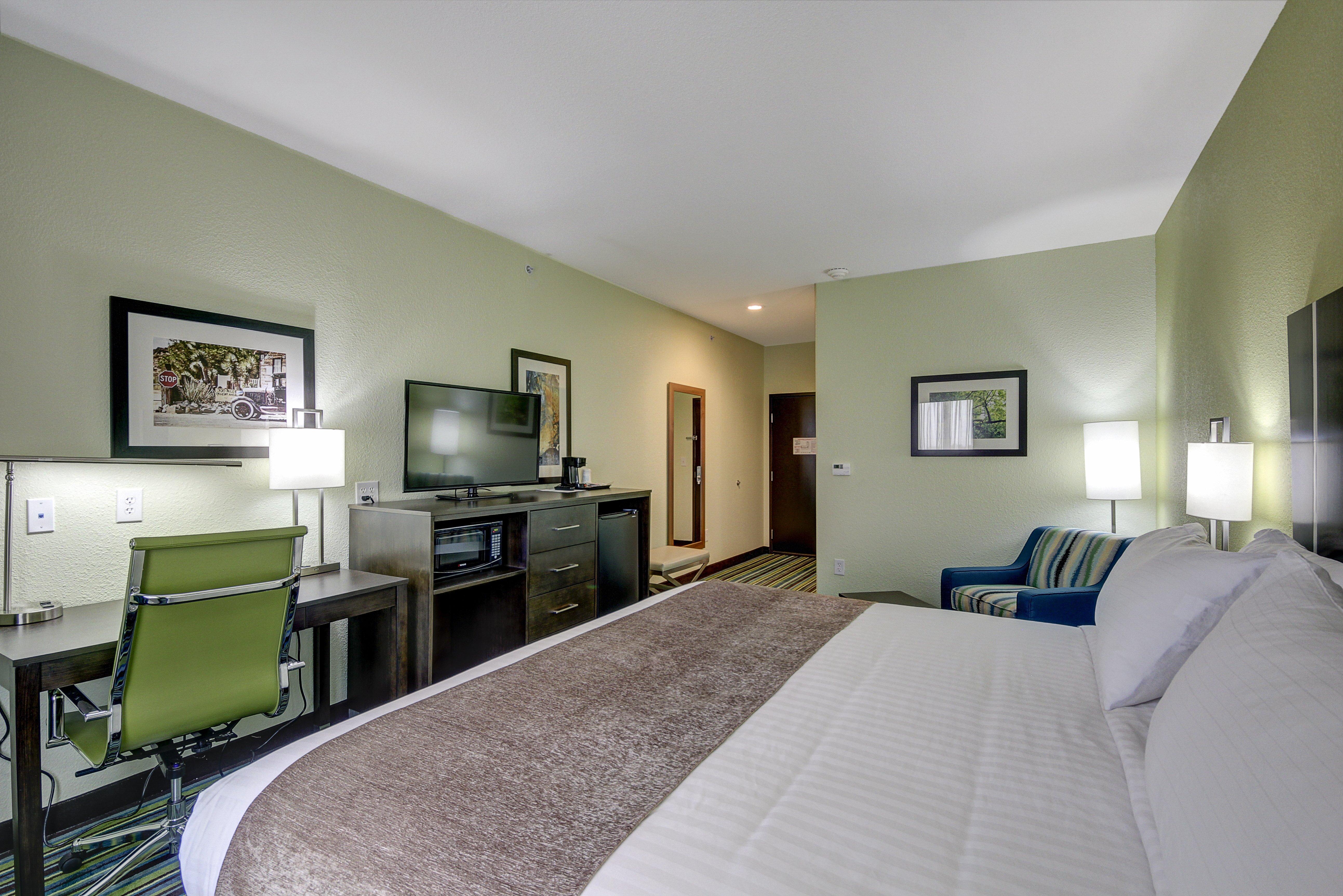 Holiday Inn Express Carrizo Springs Exterior photo